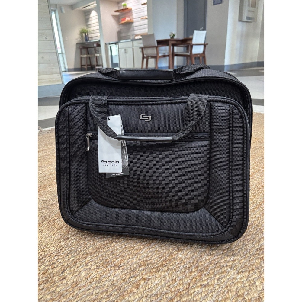 Brand New Solo New York Bryant Rolling Laptop Case Black